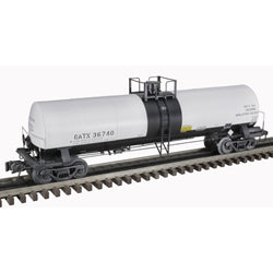 17,360 Gal Tank Car GATX White/Black O-Scale Atlas