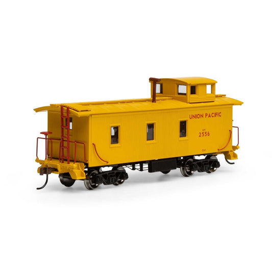 30' 3-Wind Caboose U.P. #2556 Athearn